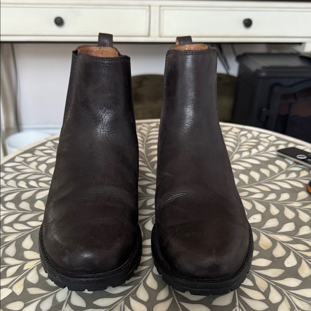 Merrell brown size 11 leather shoes